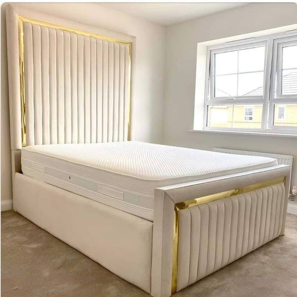 luxury Bed With Gold / Silver Strip