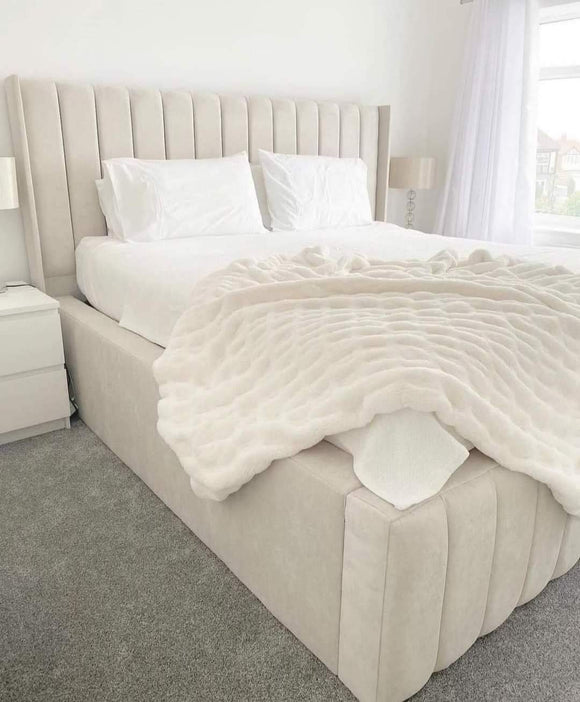 Luxury wings bed