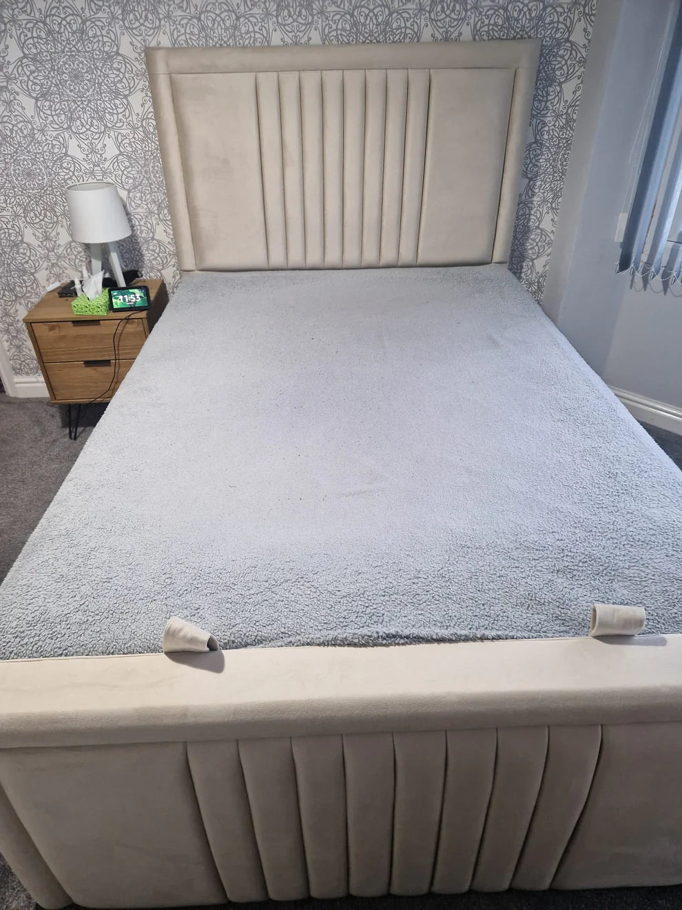 Mayfair Line Divan bed - Image 4